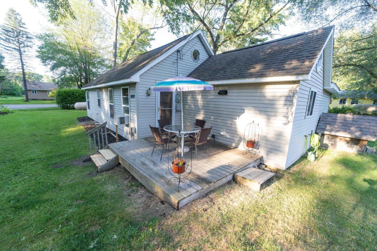 The Charming Glenn Cottage! Walk To Lake Michigan! Fennville Exteriör bild