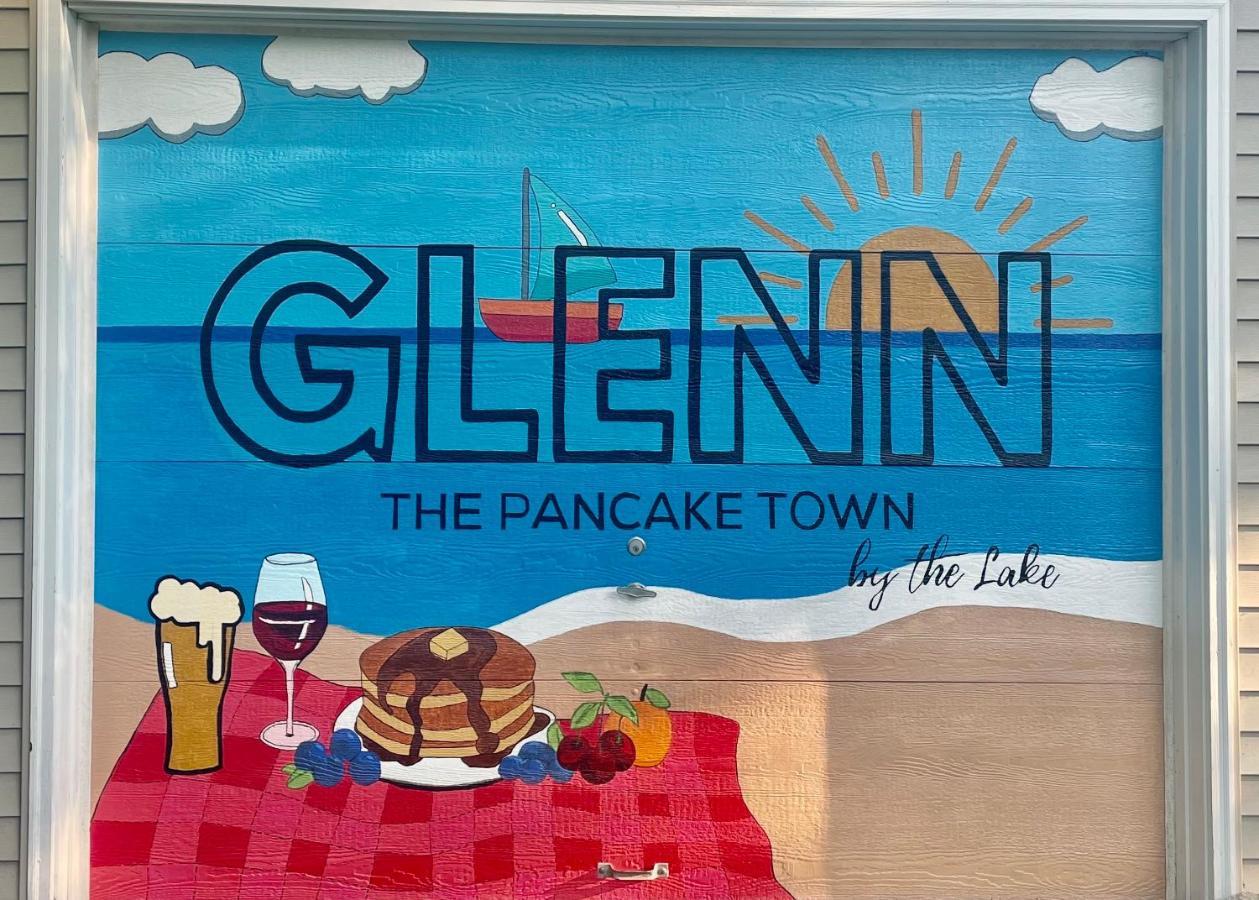 The Charming Glenn Cottage! Walk To Lake Michigan! Fennville Exteriör bild